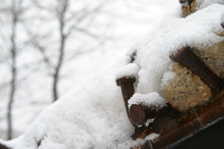 Snow on 9/11 Monument